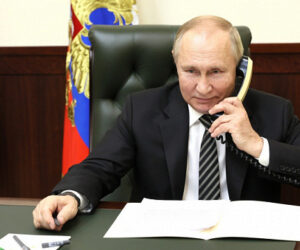 Putin Discusses Deeper Cooperation Within BRICS Bloc With South African, Brazilian Presidents