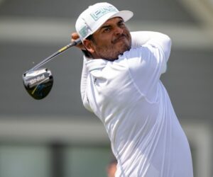 Sebastián Muñoz cards 59 at LIV Golf event in Indianapolis