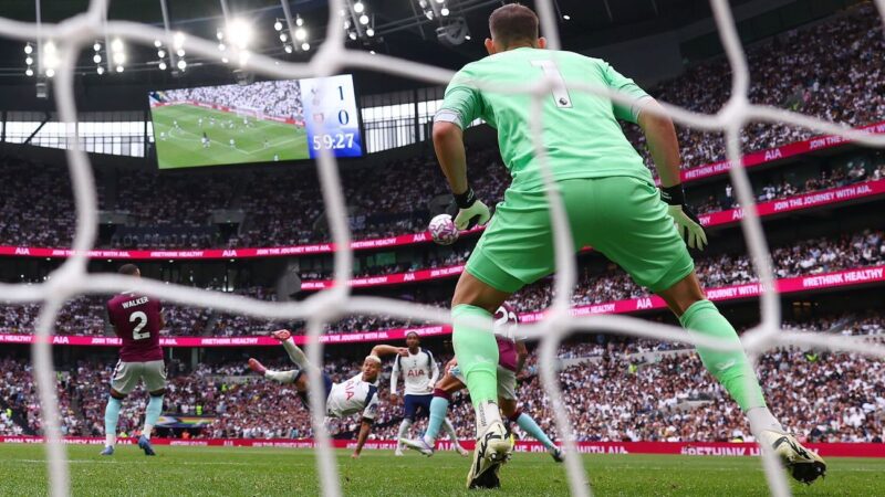 Tottenham’s Richarlison hailed by Frank after scissor-kick stunner
