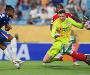 Transfer rumors, news: Spurs turn to Nkunku after Eze snub