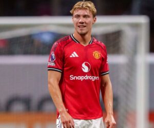 Transfer rumors, news: Man Utd’s Højlund nearing Napoli move