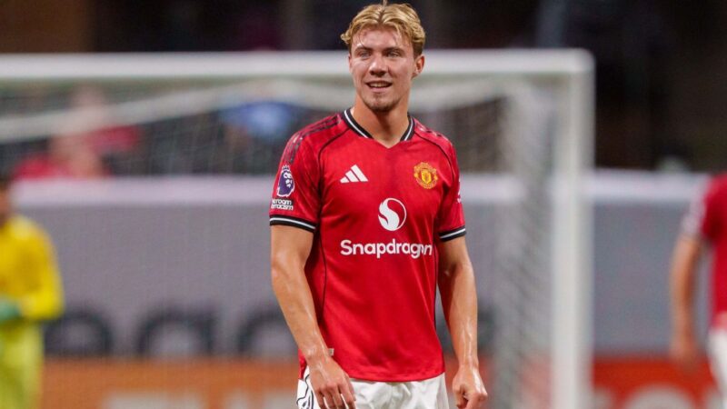 Man United and Napoli in talks over Højlund transfer – sources