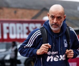 Nuno Espirito Santo to remain at Forest for Palace clash