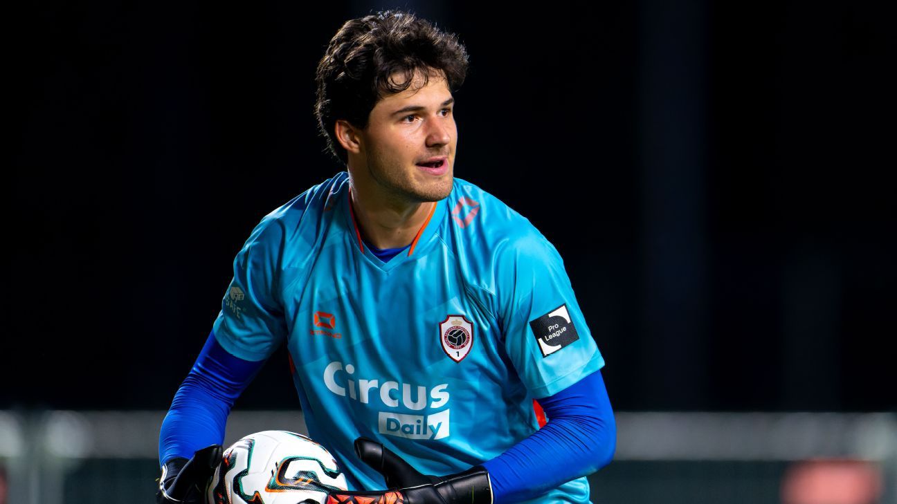 Man United working on deal for Antwerp’s Lammens – sources