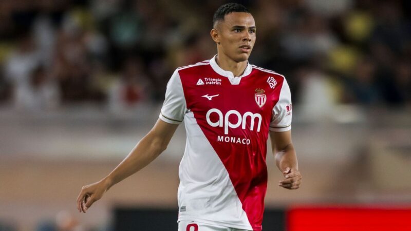 Barcelona eye Monaco Vanderson as defensive reinforcement – source