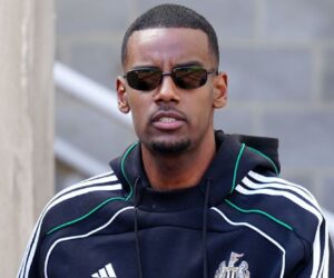 Transfer window weekly: Liverpool eye Isak before deadline? Man United exits?