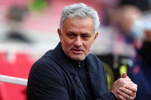Mourinho Leaves Fenerbahce After Champions League Exit
