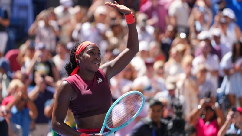 Coco Gauff, Naomi Osaka win to set up 4th-round US Open duel