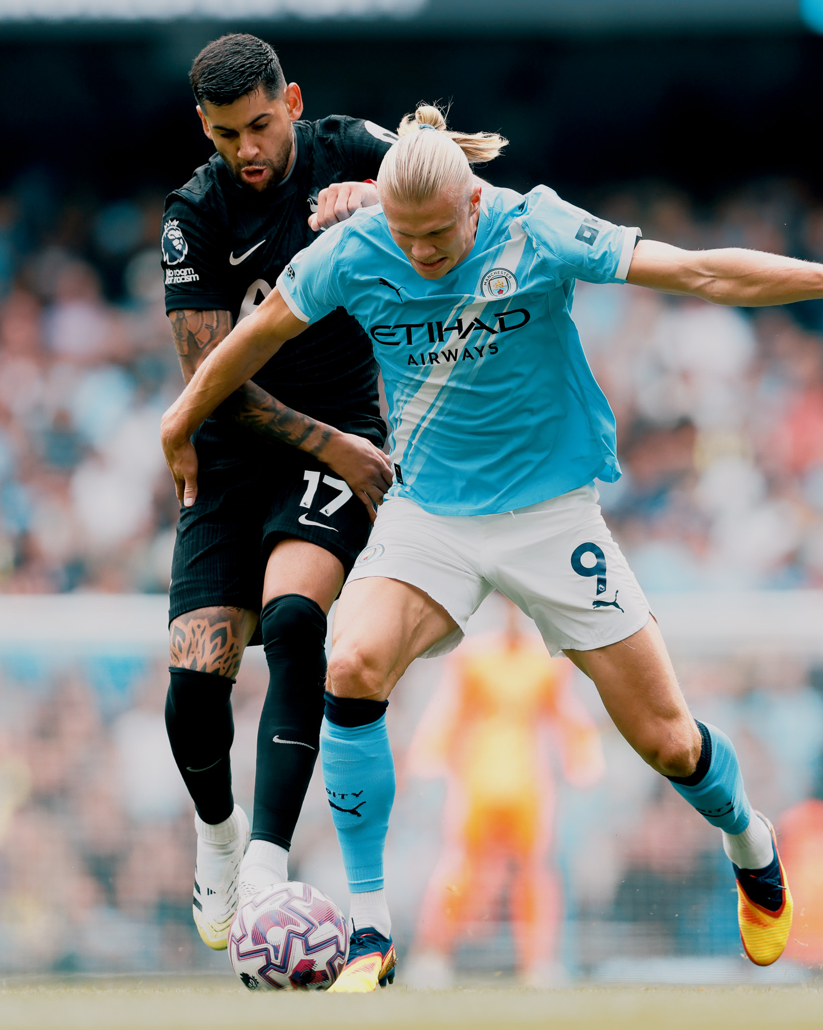 EPL: Tottenham Stun Manchester City At Etihad