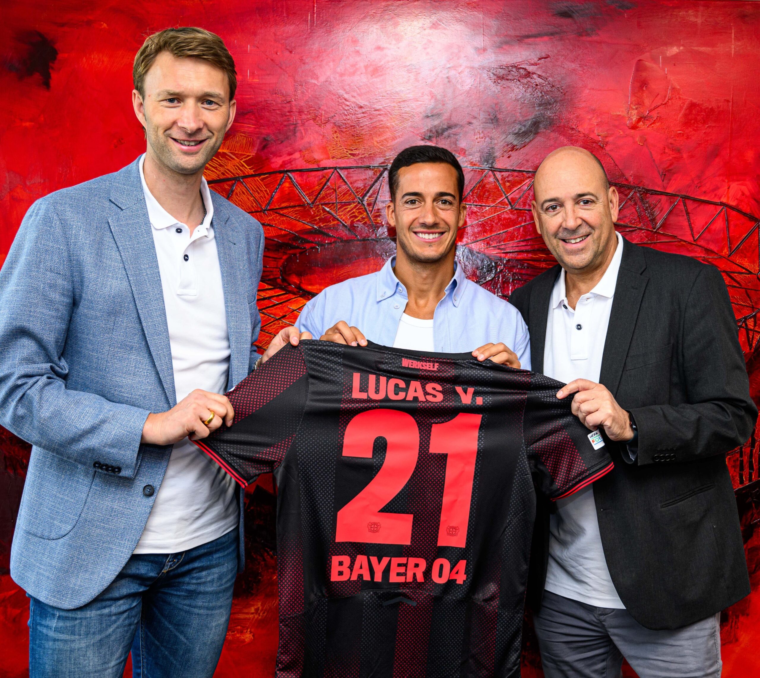 Vazquez Joins Leverkusen On Two-Year Deal