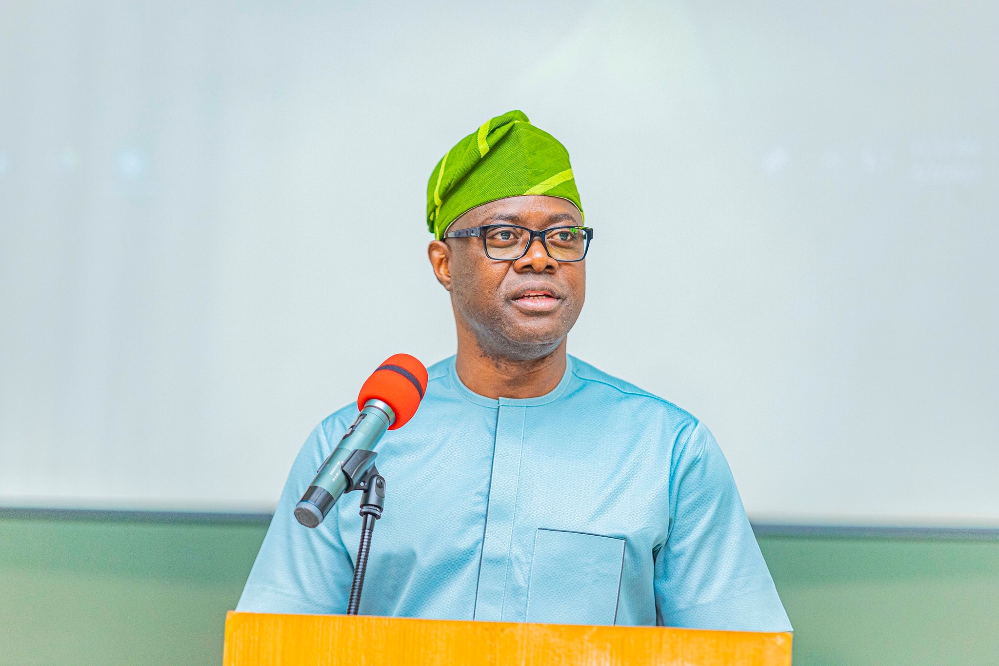Makinde seeks united PDP as party’s southern leaders split over zonal consultative meeting