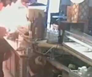 Man sets cafe on fire because they refused to add mayonnaise to his sandwich