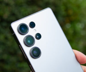 Forget the iPhone 17 – Samsung’s best phones have massive discounts of up to $1,000 off today