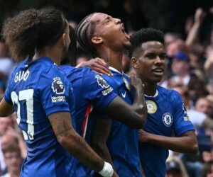 Chelsea beat Fulham 2-0 in controversial West London derby