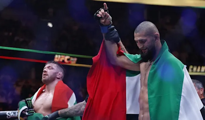 Chimaev Dominates Du Plessis To Claim UFC Middleweight Title At UFC 319