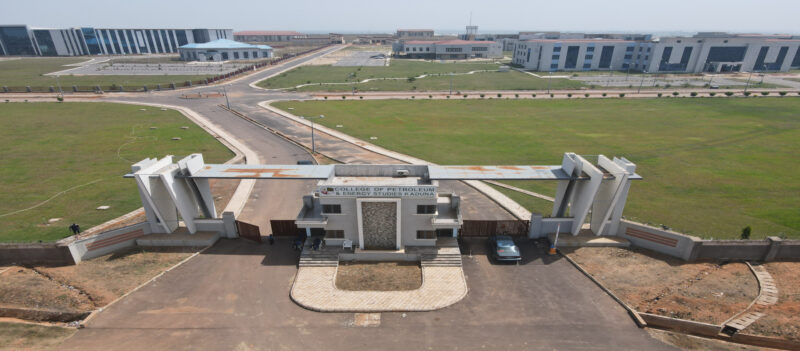 16,000 vie for 295 spots in Nigeria’s new petroleum college