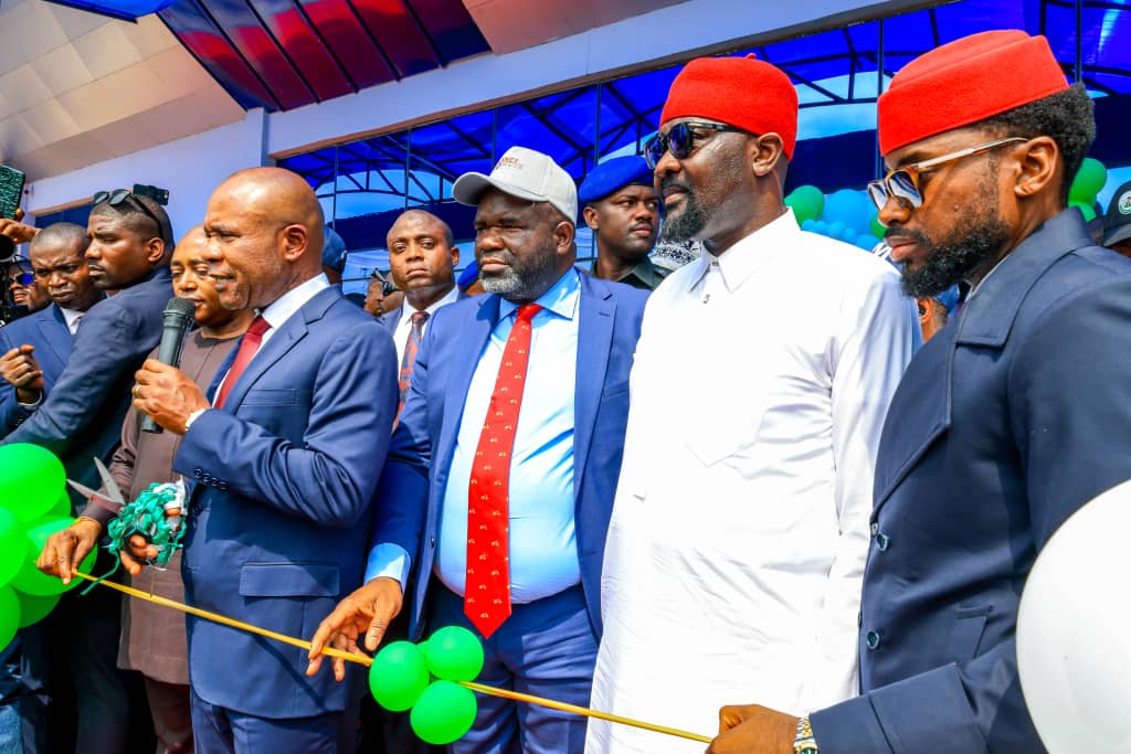 In Historic Mo​ve, Gov. Peter Mbah Unveils Five Ultramodern Bus Terminals, Deploys 100 CNG Mass Transit Buses | Tech | Business