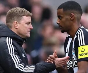 Newcastle Held By 10-Man Aston Villa Amid Isak Saga