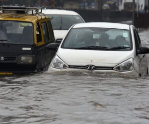 Heavy Rains Paralyse Mumbai, Trigger Flight Disruptions, School Closures