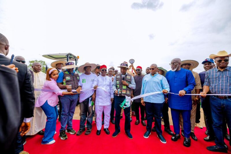 Over 60,000 Farmers To Benefit From Free Fertilizer, Farm Inputs As Mbah Flags Off Distribution – Independent Newspaper Nigeria