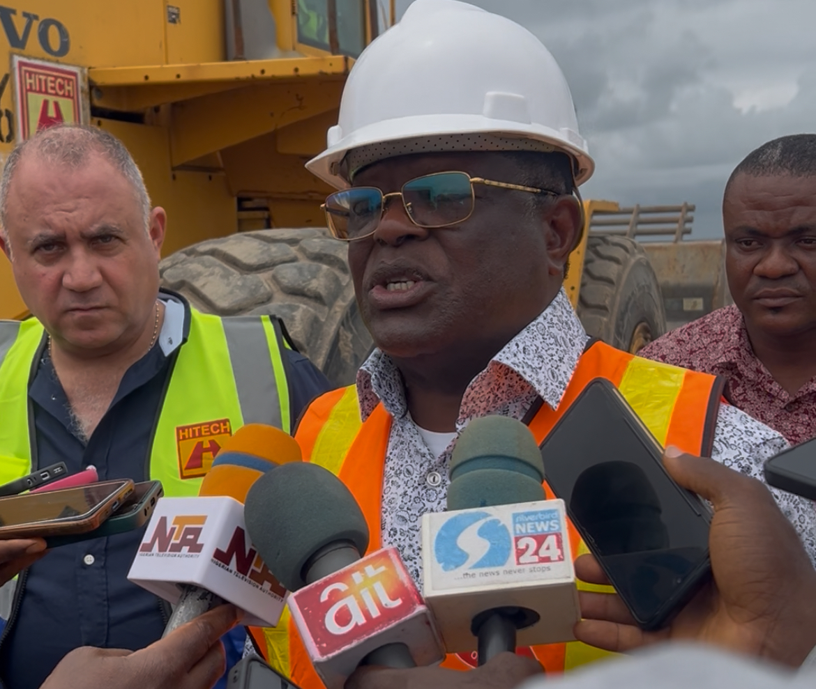 Umahi counters critics, says Lagos-Calabar Highway has extensive underground drainage