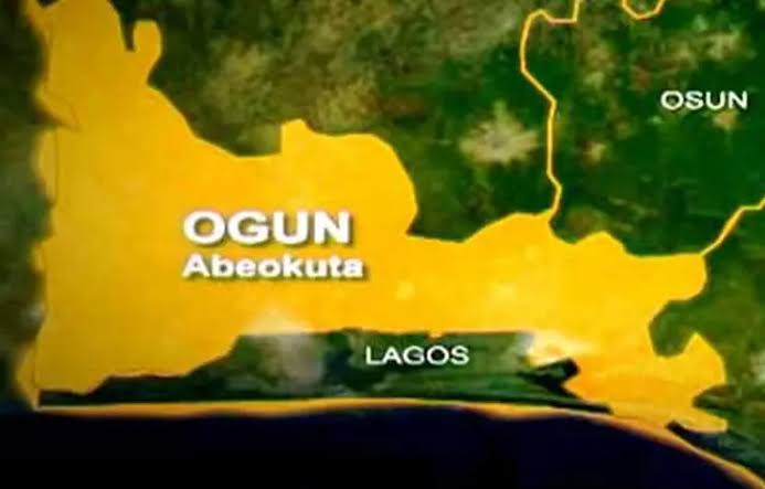 Six Killed, 19 Injured As Bus Somersaults After Tyre Burst In Ogun