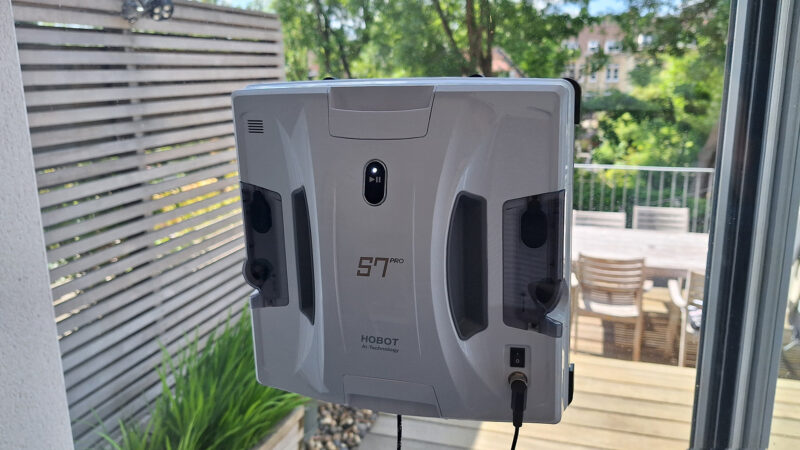 I tested a robotic window cleaner – here are 3 things that surprised me