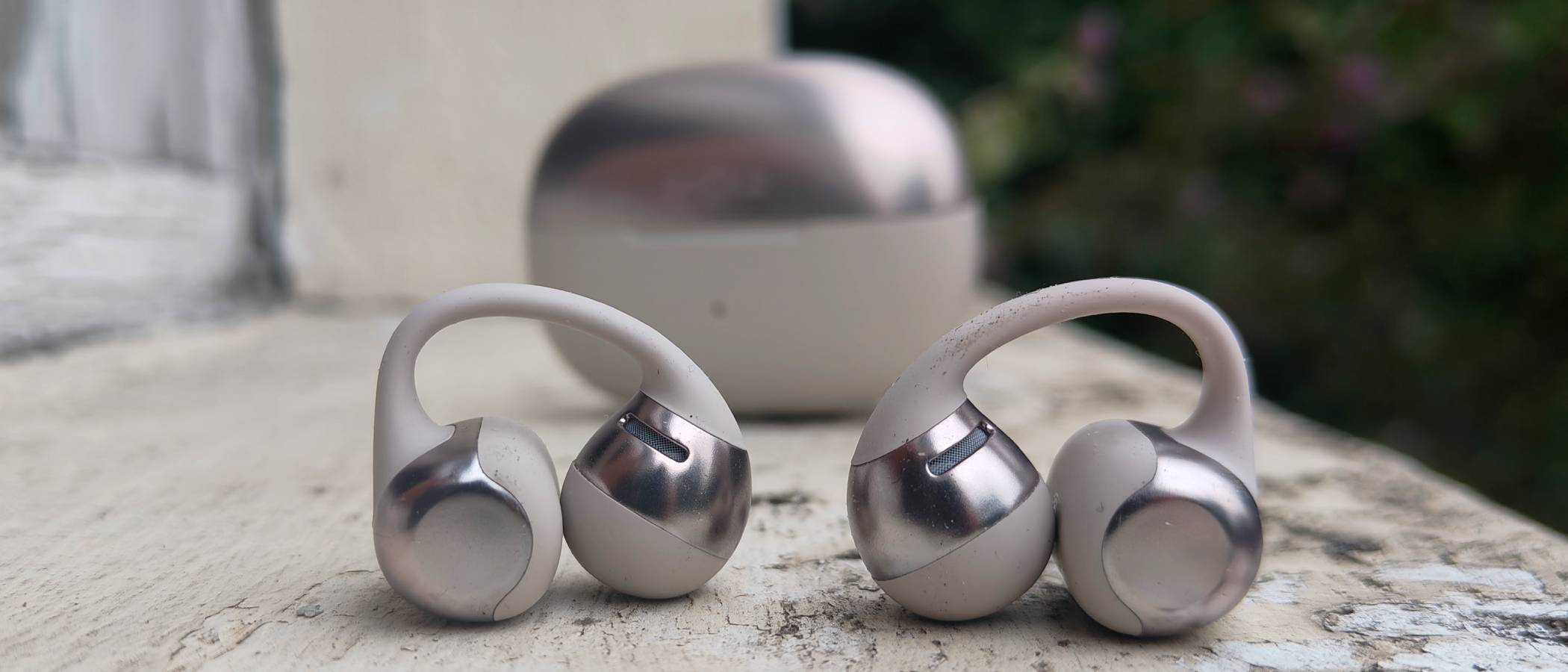 Shokz OpenDots One review: reliable clip-on headphones that undercut the Bose