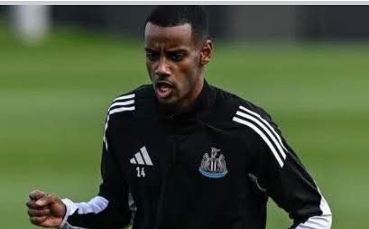 Isak claims Newcastle broke promises amid Liverpool interest