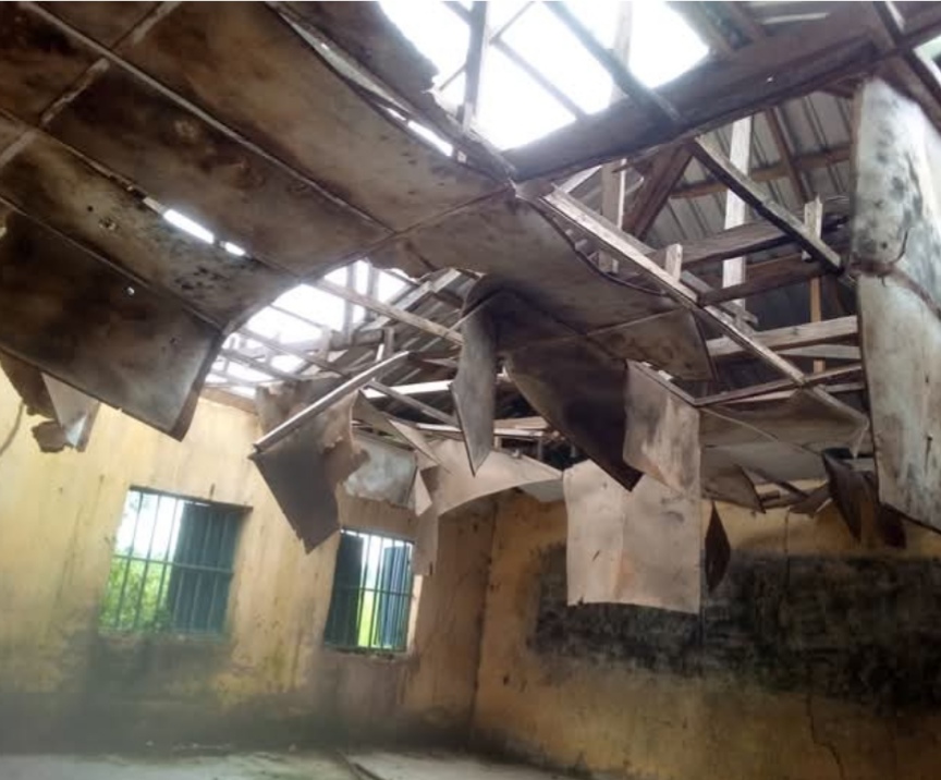 512 Pupils Abandon Classes As Primary School In Niger State Collapses