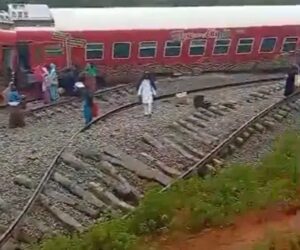 Passengers Stranded As Abuja-Kaduna Train Derails