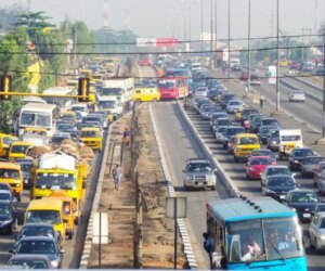 Gridlock: Commuters stuck for hours on Mokwa-Bida road