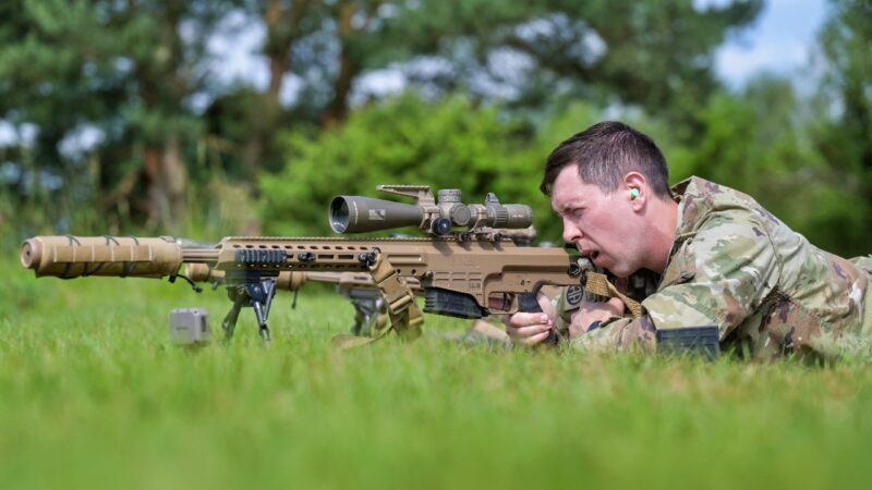 Ukrainian Sniper breaks world record with 13,000-foot kill shot against Russian forces