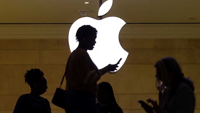 US Spy Chief Gabbard Says UK Agreed To Scrap ‘Backdoor’ Mandate For Apple