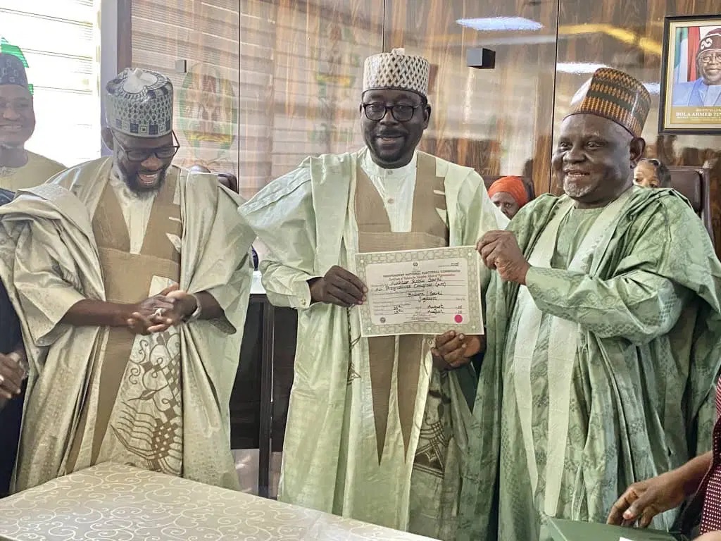 INEC Presents Certificates Of Return To Senators-Elect, Reps-Elect After By-Elections