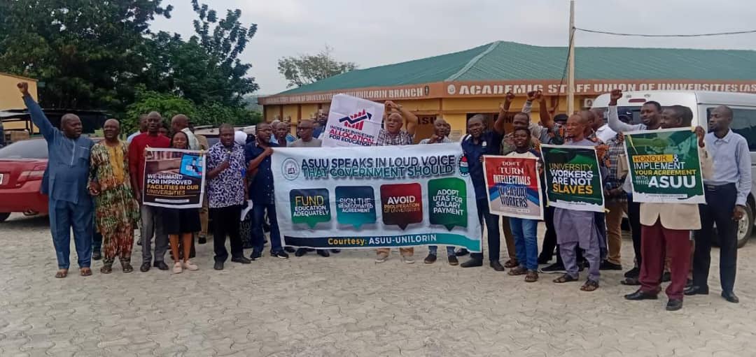Professors Now Struggle to board Buses meant for Students – Daily Trust