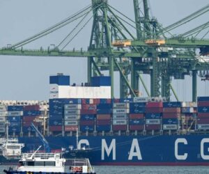 Singapore key exports slip in July as US shipments tumble 42.7 pct