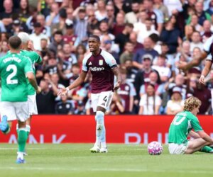 Newcastle United Held by 10-Man Aston Villa