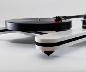 This impossibly cool turntable uses a removable disc instead of any visible controls – it’s a weird minimalist dream