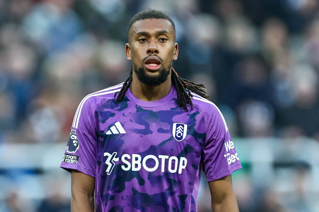 Fulham 1-1 Man United: Fernandes spares Bassey’s blushes as Iwobi extends Nigeria’s assist record