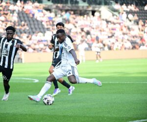 Marseille 5-2 Paris FC : Moses Simon breaks duck, but prolific Aubameyang outshines all in seven-goal thriller
