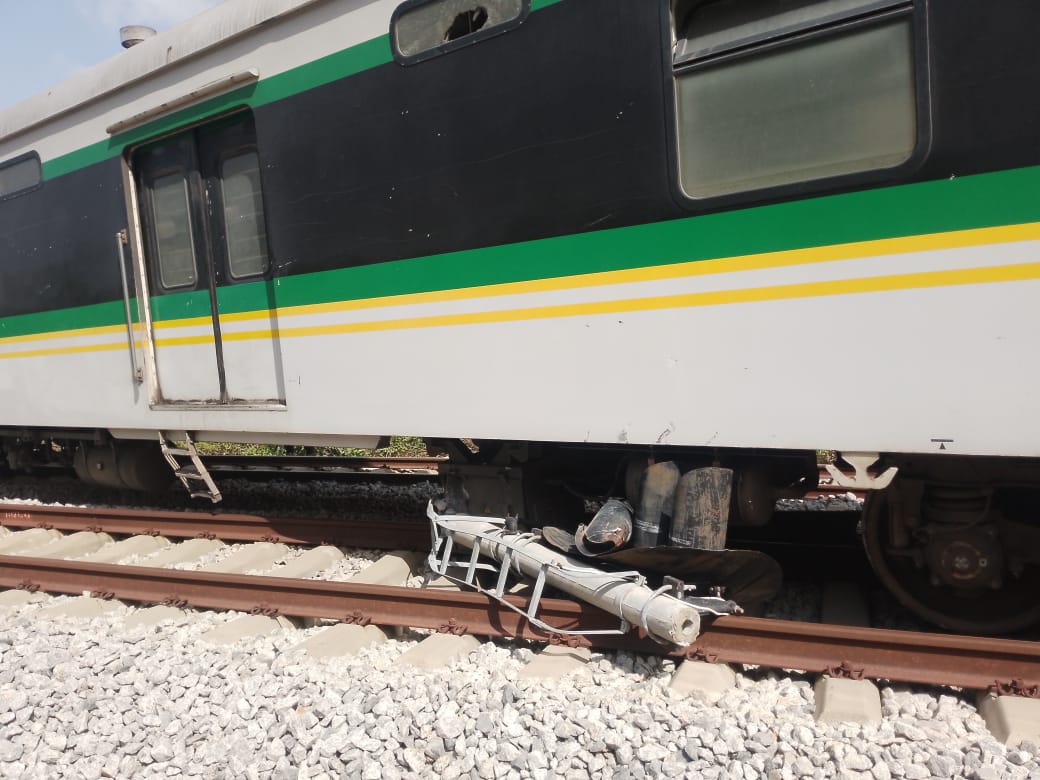 Passengers stranded as Abuja-Kaduna train derails – Daily Trust