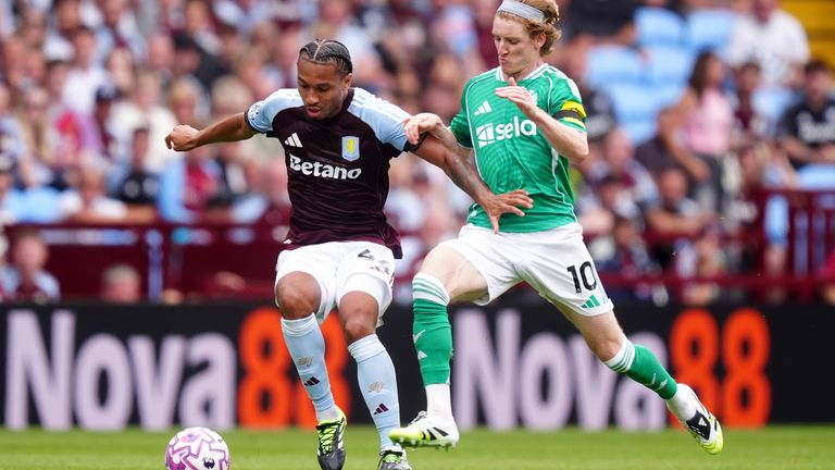 Isak absence costs Newcastle in goalless draw against 10-man Aston Villa
