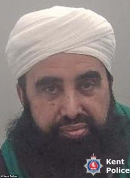Muslim priest who sÂ£xually abused four young girls in mosque is jailed for 10 years in UK