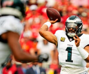 Eagles vs. Chiefs: Live updates from Super Bowl LIX rematch