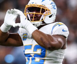 Los Angeles Chargers LB Khalil Mack (elbow) exits win early