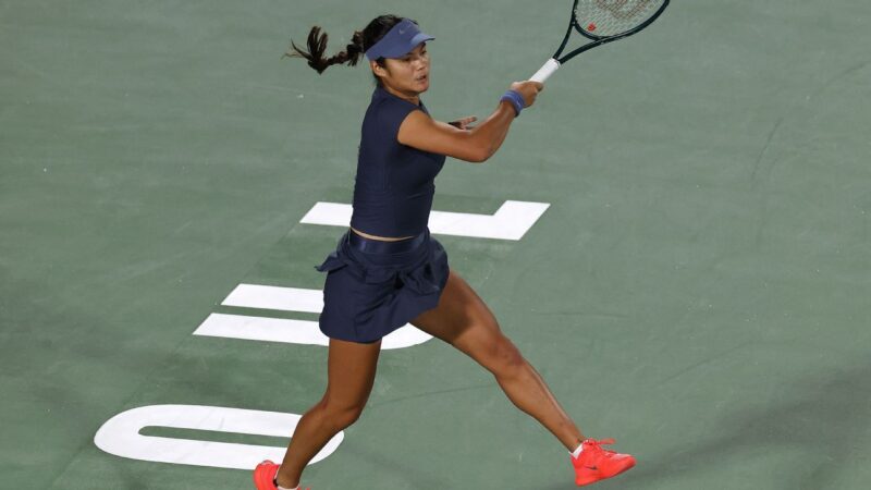 Emma Raducanu overcomes tears, rain delays at Korea Open