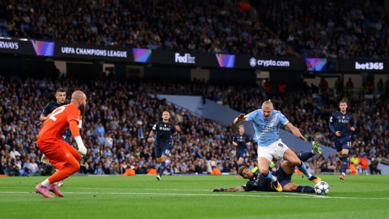 Champions League live updates: Man City-Napoli, Newcastle-Barça