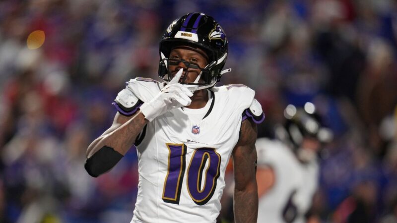 Ravens’ Henry dares opponents to continue calling Hopkins ‘washed’
