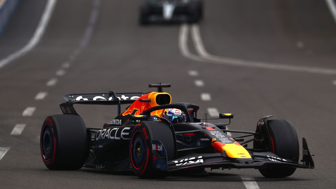 Azerbaijan GP: Verstappen beats Norris to pole in drama-filled qualifying